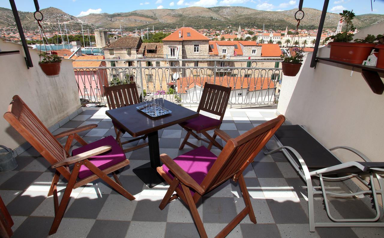 Guesthouse Kate Trogir Exterior foto